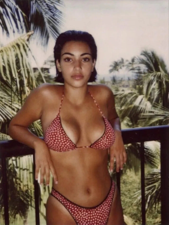 kim kardashian prima degli impianti mammari