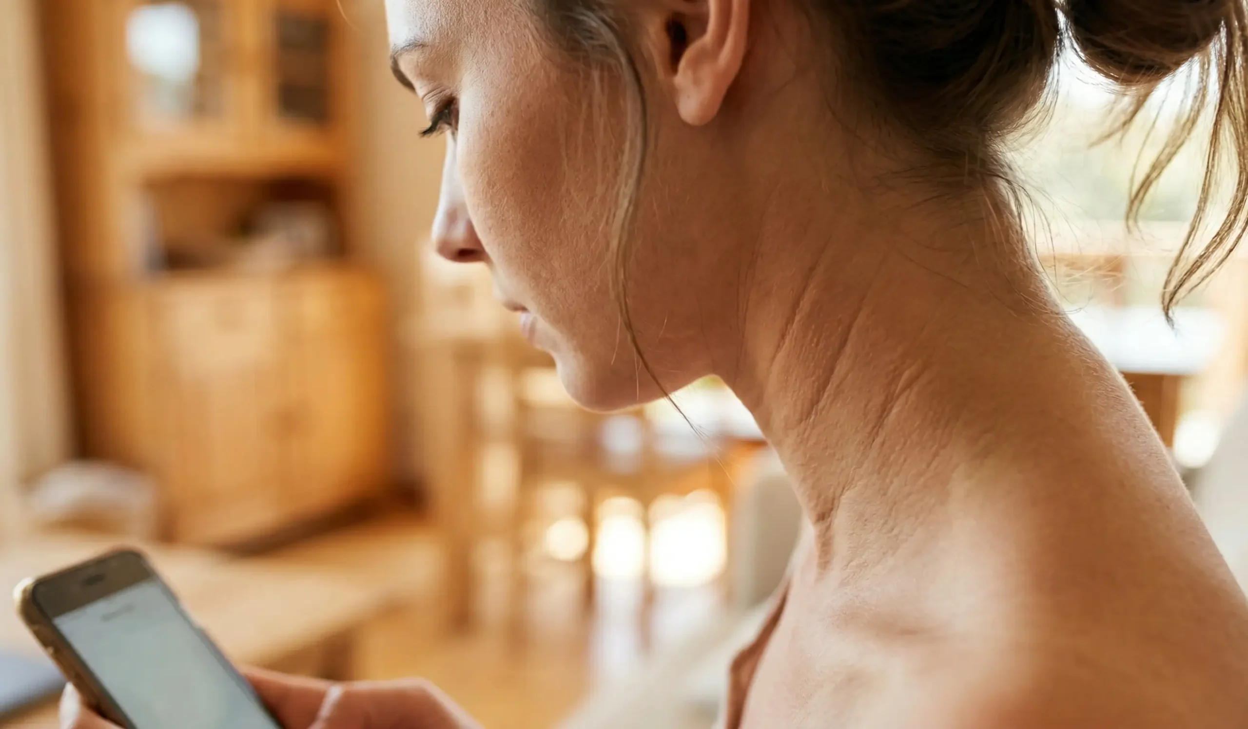 tech neck lines natural focus
