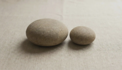 asymmetrical rocks natural light