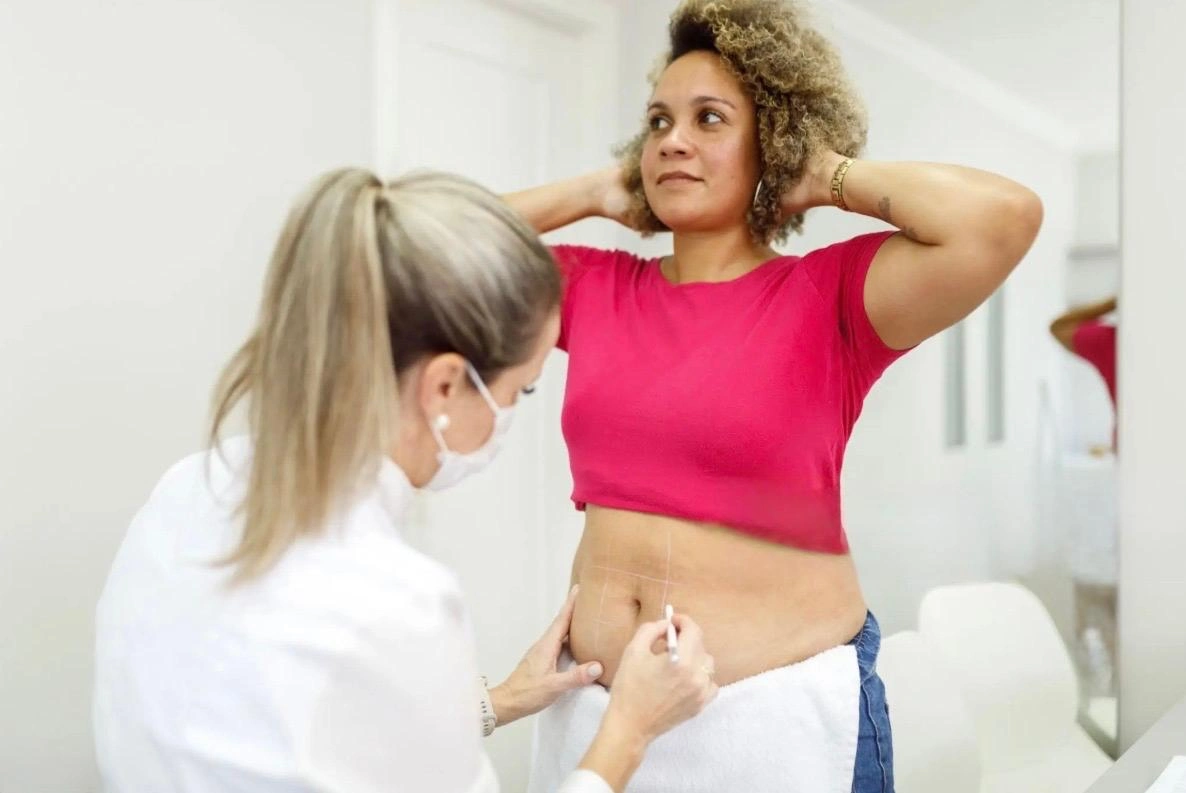 Efecte secundare ale liposucției: Ce trebuie să știți