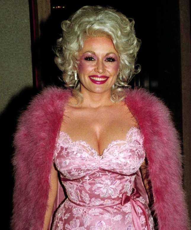 dolly parton in 1980