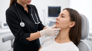 Chin Implant: Can Chin Liposuction Fix a Cleft Chin?