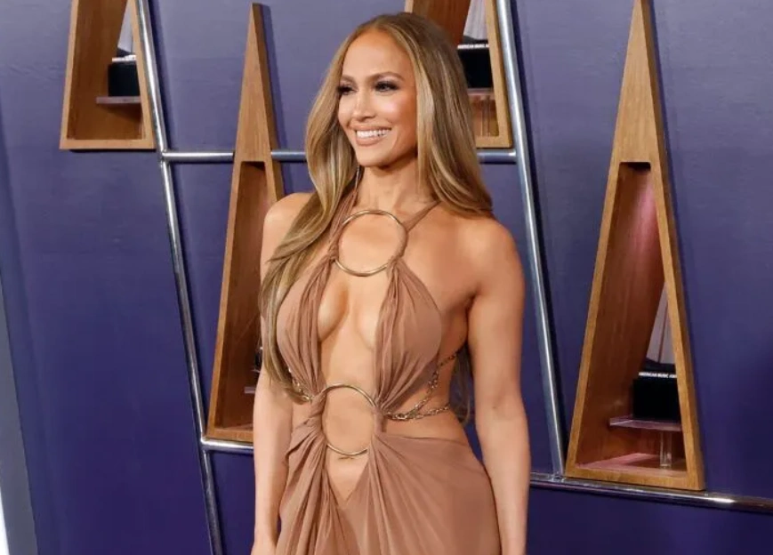 jlo last look