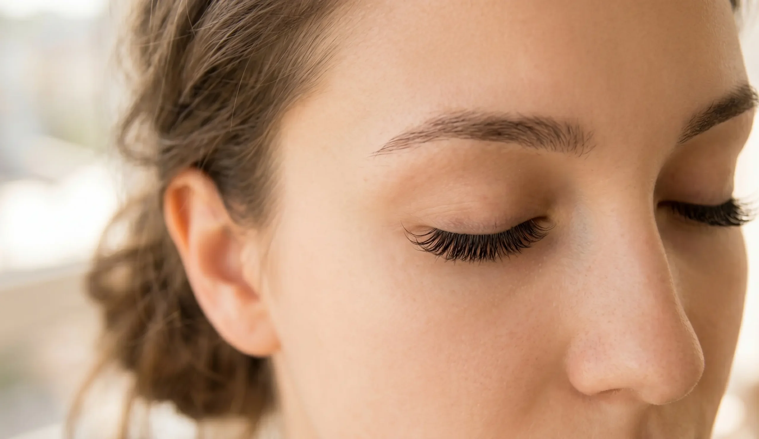 eyelash lift natural result natural light