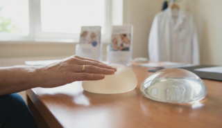 textured vs smooth silicone breast implant comparison